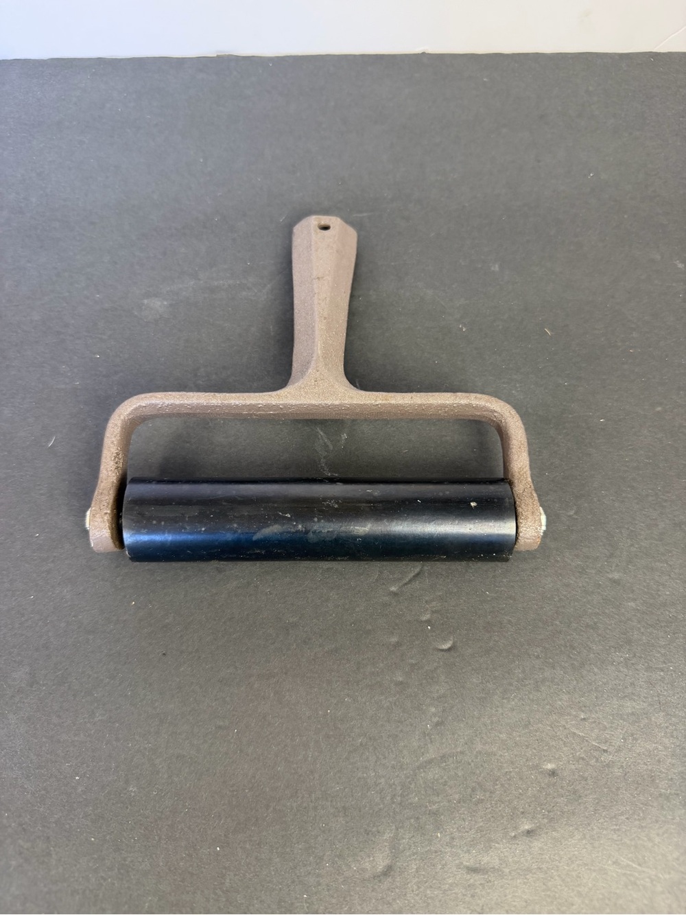 Vintage Brown Metal + 5.5" Hard Rubber Brayer - Photography Darkroom Roller